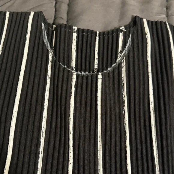 Homme Plisse Issey Miyake men’s striped top - Picture 2 of 7